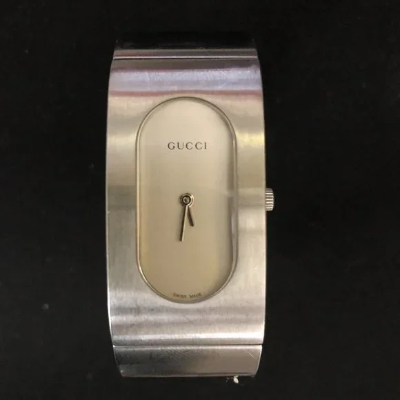 Gucci Watch, vintage Silver Stainless Steel 2400L Dial Bangle s-l400.jpg main image 3